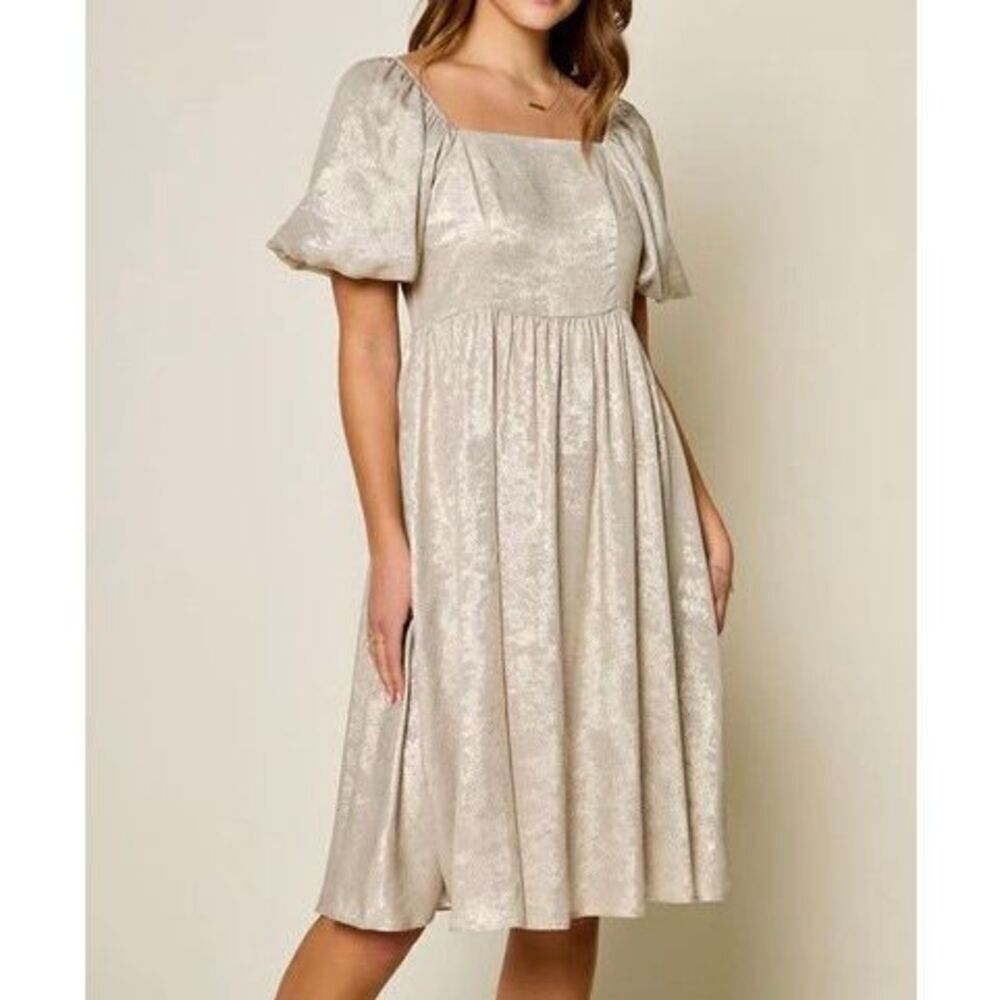 Celadon Modest Babydoll Style Puff Sleeve Champagne Flowy Dress Women's Small